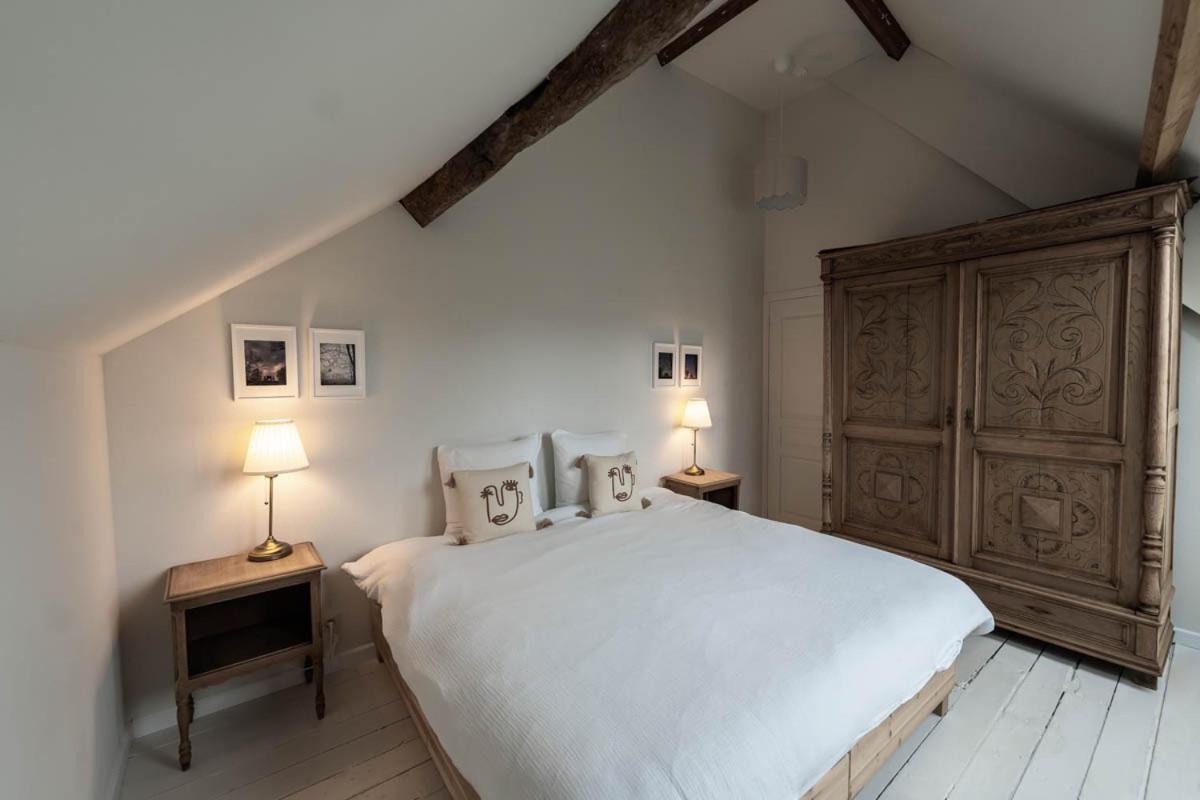 Maison Comtale Rochefort Luaran gambar